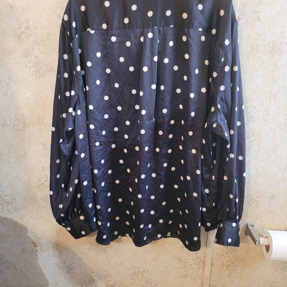 Chaps Black with White Polka Dots Button Up Longsleeve Blouse - Picture 7 of 8